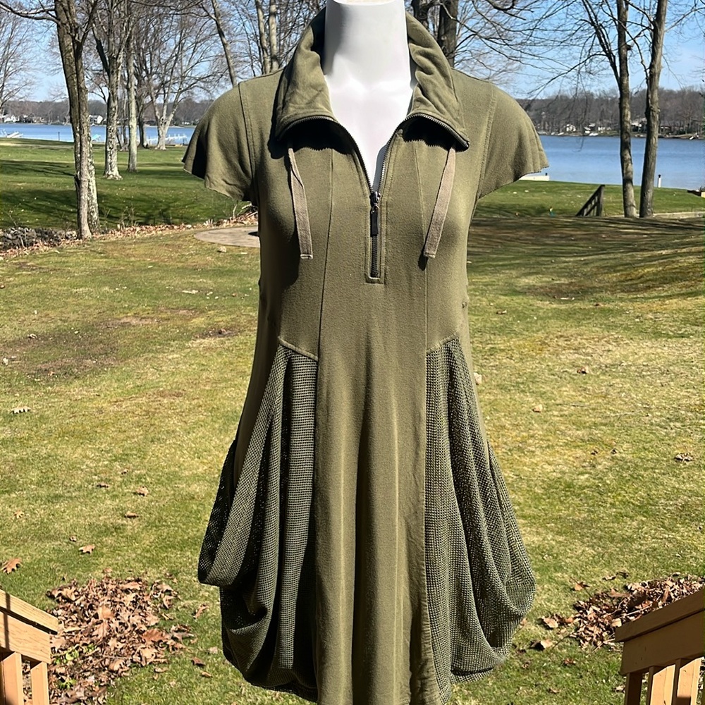 Philosophy adorable stretch trendy dress M